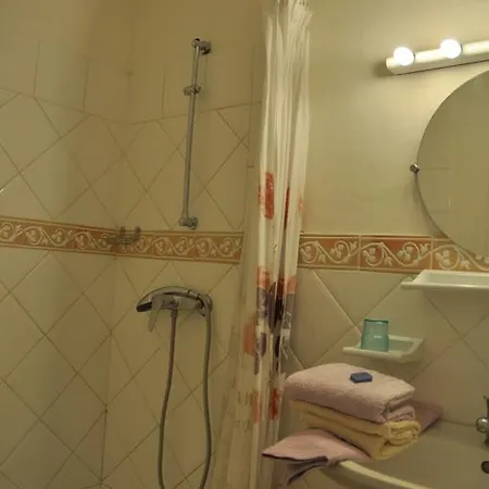 Le Petit Labouret Casa de hóspedes 3*